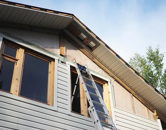 Benefits of siding repair services in Roswell, enhancing home durability and energy efficiency.