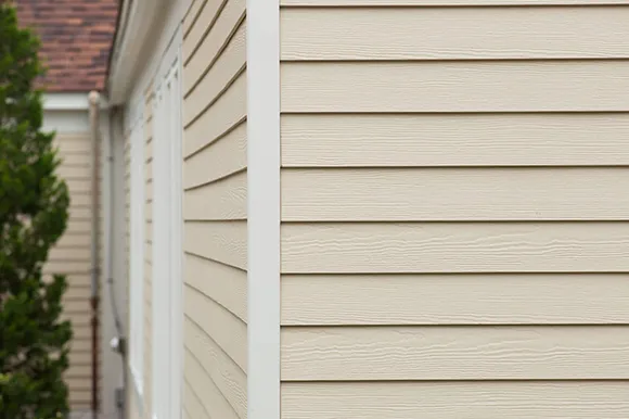 Fast and reliable vinyl siding installations in Cleveland for durable & attractive exteriors.